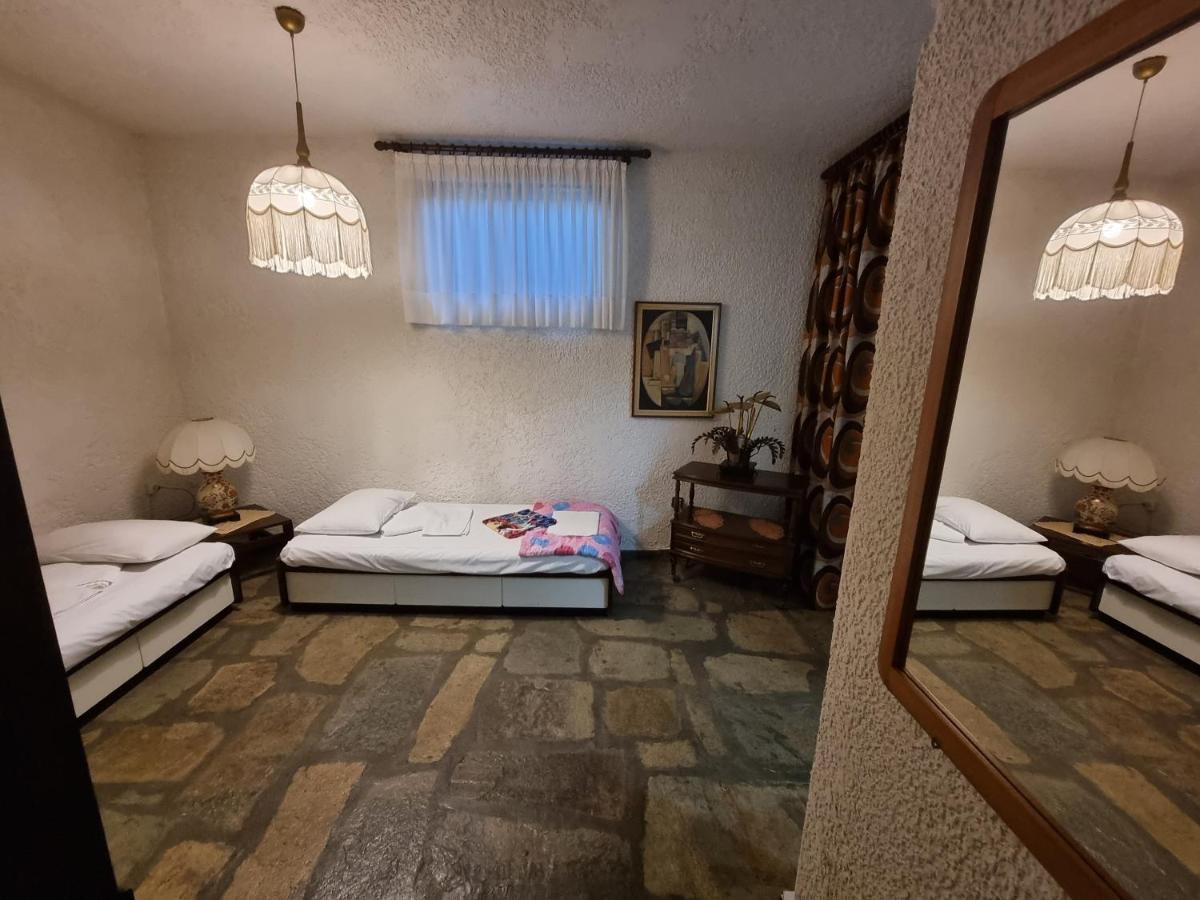 Beachfront Villa 100M From Sea For Up To 10 Guests Siviri Exterior foto